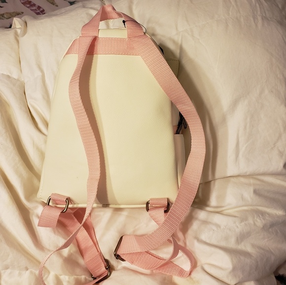 Disney's Marie (Disney's Aristocats) loungefly bag - Picture 3 of 8